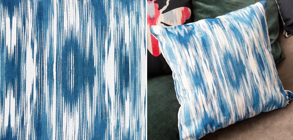 Декоративная подушка с голубым узором Ikat Pattern Декоративная подушка с голубым узором Ikat Pattern - Loft-Concept в Самаре