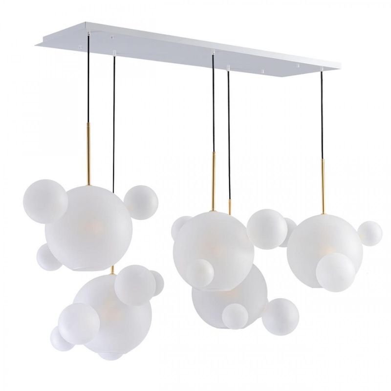 Линейный Светодиодный Светильник Giopato & Coombes Bubble Chandelier Linear Circle матовое белое стекло 5 плафонов Белый Золотой в Самаре | Loft Concept 