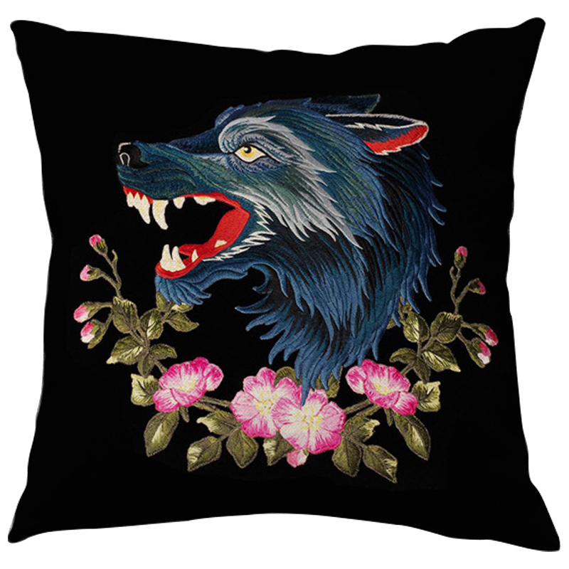 Декоративная подушка с вышивкой Стиль Gucci Wolf Black Черный Мульти в Самаре | Loft Concept 