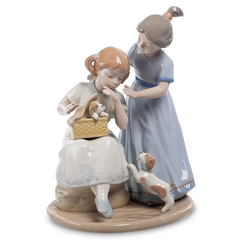 Статуэтка фарфоровая Девочки с собачками Charming Statuette Белый Бежевый Серо-голубой Серый в Самаре | Loft Concept 