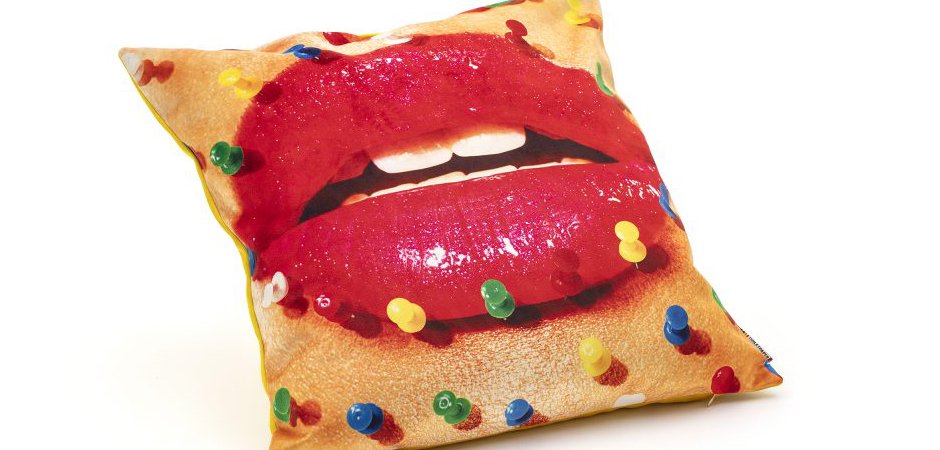Подушка Seletti Cushion Mouth with pins Design: Toiletpaper Подушка Seletti Cushion Mouth with pins Design: Toiletpaper - Loft-Concept в Самаре