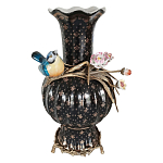 Ваза черная фарфоровая с  узором и бронзовым декором в виде веток с фарфоровой птичкой и цветами Eden Garden варинант исполнения - 1 | Loft Concept в Самаре