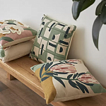 Подушка декоративная зеленого цвета с геометрическим рисунком Divine Abstractions варинант исполнения - 5 | Loft Concept в Самаре