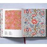 Подарочная  Книга для дизайнеров The Book of Printed Fabrics. 16th - today XXL варинант исполнения - 8 | Loft Concept в Самаре