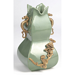 Ваза зеленого цвета из фарфора с бронзовыми ручками в виде драконов и рельефным цветочным декором Eden Garden porcelain and bronze варинант исполнения - 2 | Loft Concept в Самаре