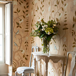 Обои ручная роспись Gustavian Tree of Life Special Colourway on Edo custom white painted silk варинант исполнения - 1 | Loft Concept в Самаре