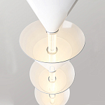 Подвесной светильник светодиодный в виде ряда белых металлических конусов  Herringbone варинант исполнения - 5 | Loft Concept в Самаре