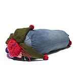 Подушка из джинсовой одежды и вязания Heart&Brain варинант исполнения - 2 | Loft Concept в Самаре