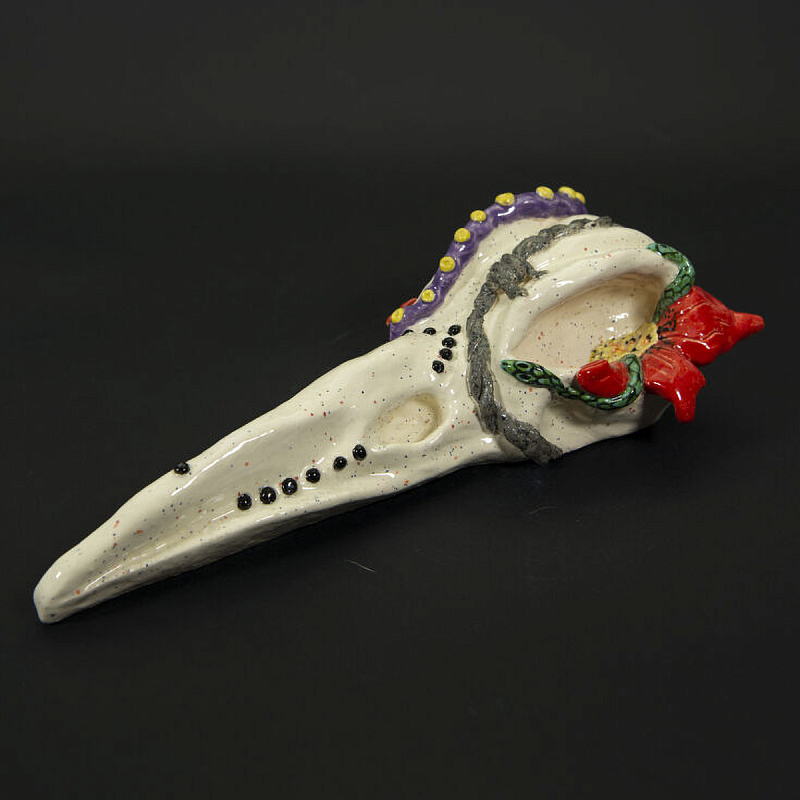 Скульптура CROWN SKULL Бежевый Красный Фиолетовый Скульптура CROWN SKULL Бежевый Красный Фиолетовый в Самаре | Loft Concept
