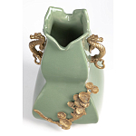 Ваза зеленого цвета из фарфора с бронзовыми ручками в виде драконов и рельефным цветочным декором Eden Garden porcelain and bronze варинант исполнения - 6 | Loft Concept в Самаре