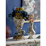 Ваза белого цвета из фарфора с цветочным рисунком и бронзовыми ручками с фигурками птиц Eden Garden porcelain and bronze варинант исполнения - 6 | Loft Concept в Самаре