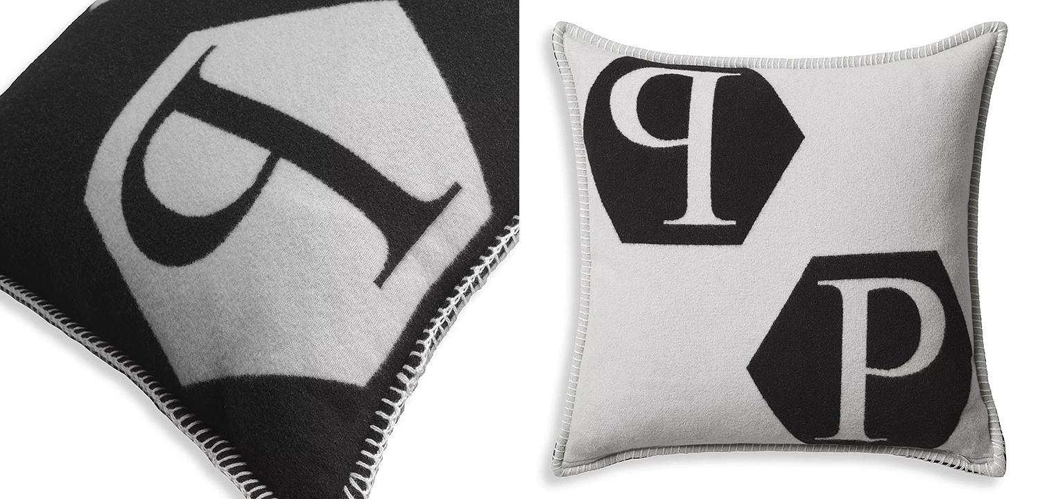 Подушка Philipp Plein Cushion Cashmere Black Подушка Philipp Plein Cushion Cashmere Black - Loft-Concept в Самаре