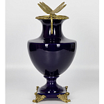 Ваза темно-синего цвета из фарфора с бронзовыми стрекозами Eden Garden porcelain and bronze варинант исполнения - 1 | Loft Concept в Самаре