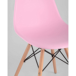 Пластиковый стул на ножках из массива бука Eames Pink варинант исполнения - 2 | Loft Concept в Самаре