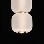 Подвесной светильник с 3-мя округлыми матовыми плафонами из белого стекла Golden Swirl варинант исполнения - 7 | Loft Concept в Самаре