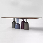 Обеденный стол деревянный с разноцветными фигурными ножками Cop варинант исполнения - 1 | Loft Concept в Самаре