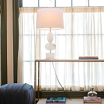 Настольная лампа на фигурном мраморном основании Conundrum варинант исполнения - 5 | Loft Concept в Самаре