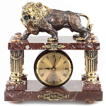 Часы настольные из креноида и бронзы с декором в виде льва Lion Stone Clock варинант исполнения - 1 | Loft Concept в Самаре