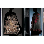 Книга 18th-Century Fashion in Detail. Товар уцененный North Susan варинант исполнения - 1 | Loft Concept в Самаре