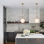 Подвесной светильник с белым плафоном в форме шара в арочной подвеске Hinkley варинант исполнения - 19 | Loft Concept в Самаре