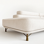 Диван угловой Saint-Trope на ножках с обивкой букле  варинант исполнения - 2 | Loft Concept в Самаре