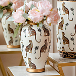 Ваза белая овальная с рисунком леопардов и золотыми акцентами LEOPARD Collection варинант исполнения - 5 | Loft Concept в Самаре