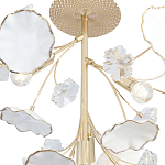 Потолочный светильник с золотыми ветвями и белыми лепестками на круглом рельефном основании Wintery flovers варинант исполнения - 2 | Loft Concept в Самаре