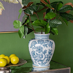 Ваза округлой формы белого цвета с синим растительным узором Blue & White Ornament  варинант исполнения - 5 | Loft Concept в Самаре