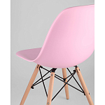 Пластиковый стул на ножках из массива бука Eames Pink варинант исполнения - 3 | Loft Concept в Самаре