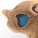 Кофейный стол со столешницей из орехового дерева и эпоксидной смолы Clem Coffee Table варинант исполнения - 1 | Loft Concept в Самаре