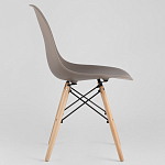 Пластиковый стул на ножках из массива бука Eames Cappuccino варинант исполнения - 2 | Loft Concept в Самаре