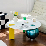 Дизайнерский журнальный стол с круглой белой столешницей на 3-х геометрических ножках Tajefox варинант исполнения - 2 | Loft Concept в Самаре