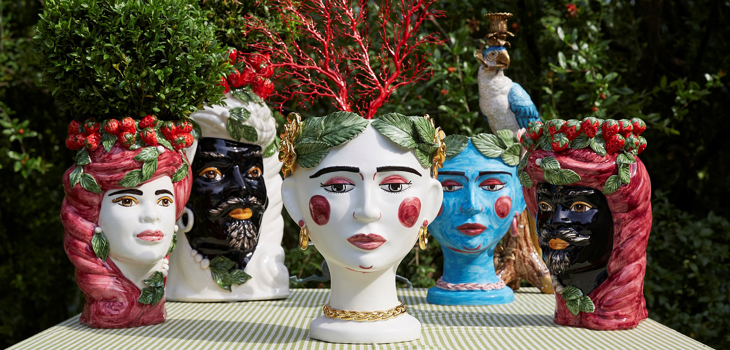 Ваза VASE STRAWBERRIES HEAD MAN BIG White Ваза VASE STRAWBERRIES HEAD MAN BIG White - Loft-Concept в Самаре