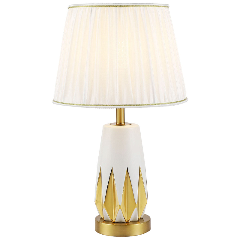 Настольная лампа с абажуром Femia White Gold Table Lamp Белый Золотой Настольная лампа с абажуром Femia White Gold Table Lamp Белый Золотой в Самаре | Loft Concept