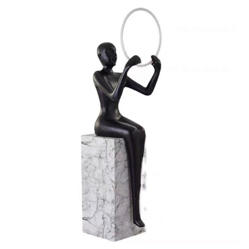 Торшер черная статуэтка Statue In The Clouds Floor Lamp Черный Белый Торшер черная статуэтка Statue In The Clouds Floor Lamp Черный Белый в Самаре | Loft Concept