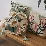 Подушка с цветочным принтом и кисточками Blooming Elegance Daisy варинант исполнения - 8 | Loft Concept в Самаре