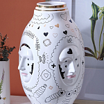 Ваза с декоративными лицами и графическими элементами в виде сердец и символов Faces of Imagination варинант исполнения - 4 | Loft Concept в Самаре