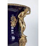 Ваза темно-синего цвета из фарфора с бронзовыми ручками в виде фигур Eden Garden porcelain and bronze варинант исполнения - 5 | Loft Concept в Самаре