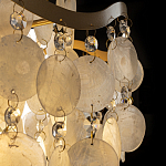 Люстра подвесная с белыми перламутровыми подвесками и изогнутыми золотистыми элементами Диаметр 50 см SHELL Chandelier варинант исполнения - 4 | Loft Concept в Самаре