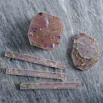 Шкатулка из эпоксидной смолы с цветами розовая Epoxy Resin Square Box Pink варинант исполнения - 4 | Loft Concept в Самаре