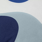 Подушка декоративная хлопковая синего цвета с абстрактным принтом Elysian Flow Azure варинант исполнения - 3 | Loft Concept в Самаре