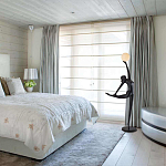 Торшер черная статуэтка Девушка Girl Carries Light Balls варинант исполнения - 3 | Loft Concept в Самаре