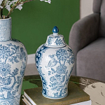 Ваза с крышкой и голубым цветочным рисунком на белом фоне Blue & White Ornament варинант исполнения - 4 | Loft Concept в Самаре
