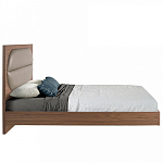 Кровать двуспальная с высоким изголовьем из дерева и подушек из экокожи Modern Look варинант исполнения - 2 | Loft Concept в Самаре