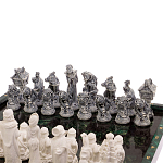 Шахматы Русские сказки с доской из натурального камня Змеевик Decorative Thematic Chess варинант исполнения - 2 | Loft Concept в Самаре