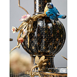 Ваза черная фарфоровая с  узором и бронзовым декором в виде веток с фарфоровой птичкой и цветами Eden Garden варинант исполнения - 3 | Loft Concept в Самаре