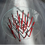 Дизайнерский журнальный стол с круглой прозрачной столешницей и основанием в виде красных металлических тросов Wires варинант исполнения - 1 | Loft Concept в Самаре