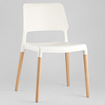 Пластиковый стул на ножках из массива бука Ferret White варинант исполнения - 2 | Loft Concept в Самаре