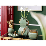 Ваза зеленого цвета из фарфора с бронзовыми ручками в виде драконов и рельефным цветочным декором Eden Garden porcelain and bronze варинант исполнения - 8 | Loft Concept в Самаре