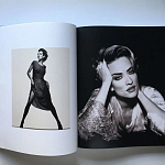 Подарочный Фотоальбом Two Million Miles by Andrew Macpherson варинант исполнения - 6 | Loft Concept в Самаре